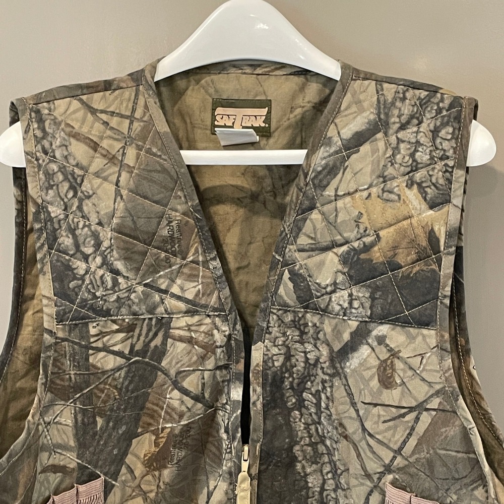 Saf-T-Bak Mens XL Hunting Vest Realtree Hardwoods Camo Game Bag AH596HW